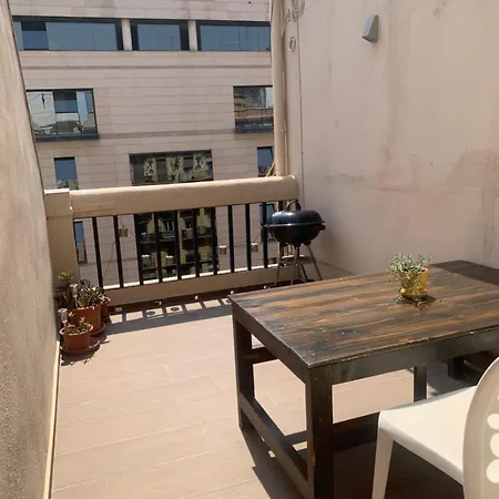 Atico En El Centro Con Terraza アパート